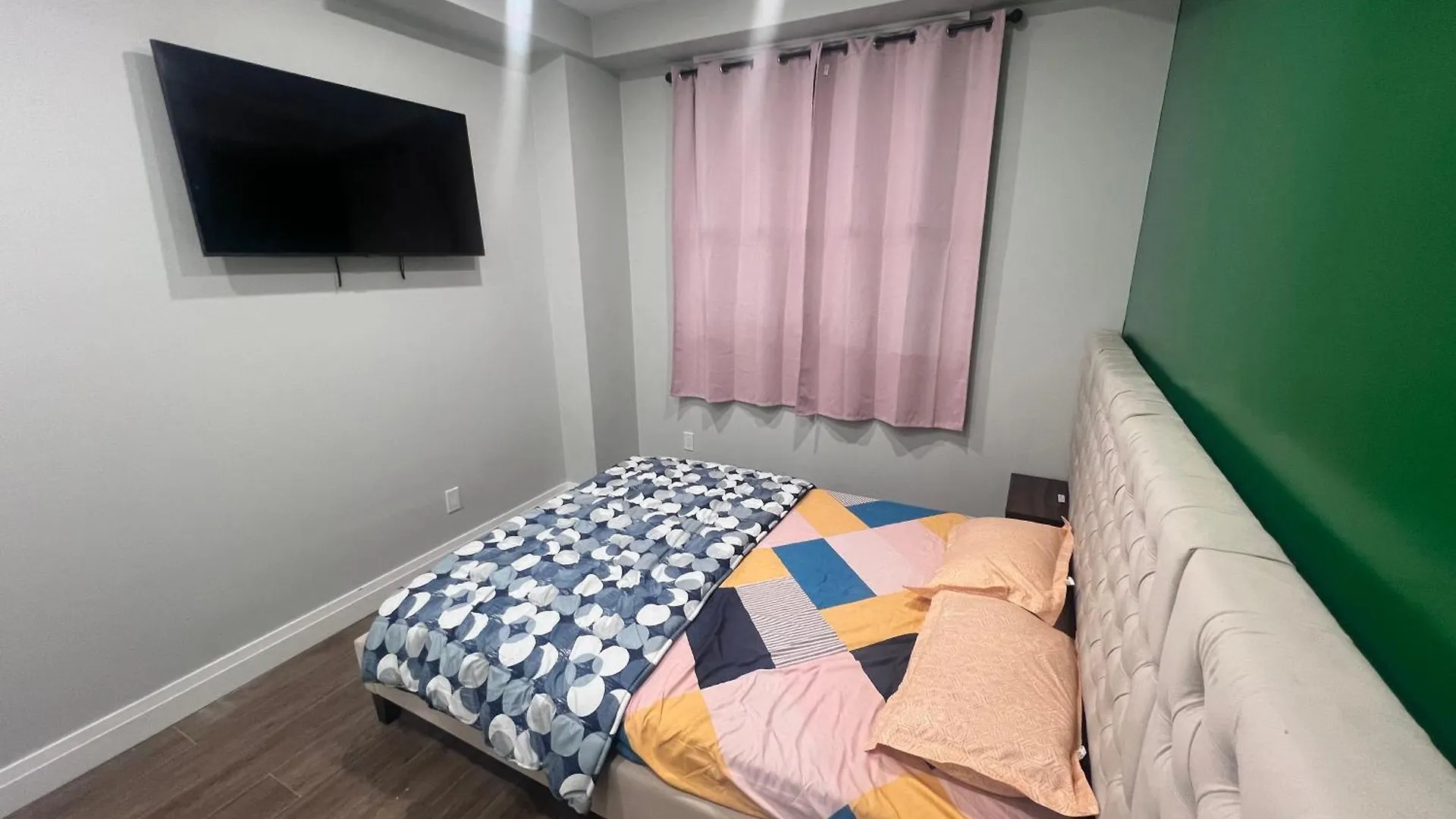B6 Private Room In Cambridge 0*,  Canada